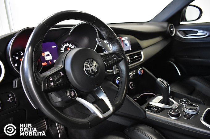 ALFA ROMEO Giulia 2.2 Turbodiesel 210 CV AT8 AWD Q4 Veloce
